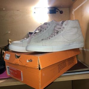 Nike Blazer SB Mid “Silt Red” 371761-607